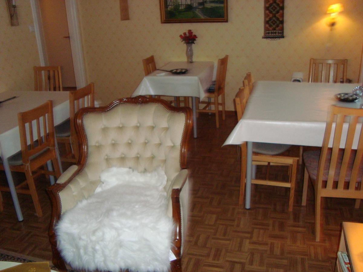 Det Gule Hus Bed and Breakfast Stöllet Exteriör bild